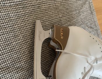 Edea Flamenco 260 mit MK Dance Kufe 9.5”